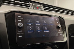 harmaa Volkswagen Passat 2021 kuva 18.