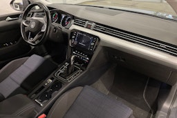 harmaa Volkswagen Passat 2021 kuva 29.