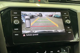 valkoinen Volkswagen Passat 2021 kuva 11.
