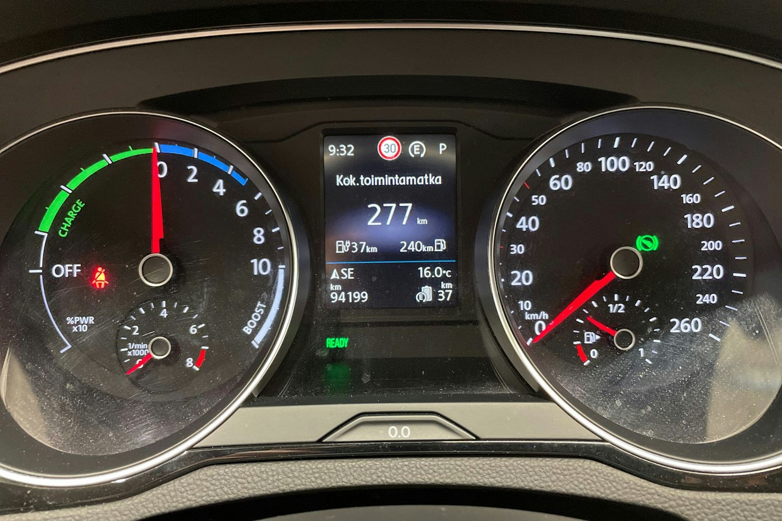hopea Volkswagen Passat 2021 kuva 15.