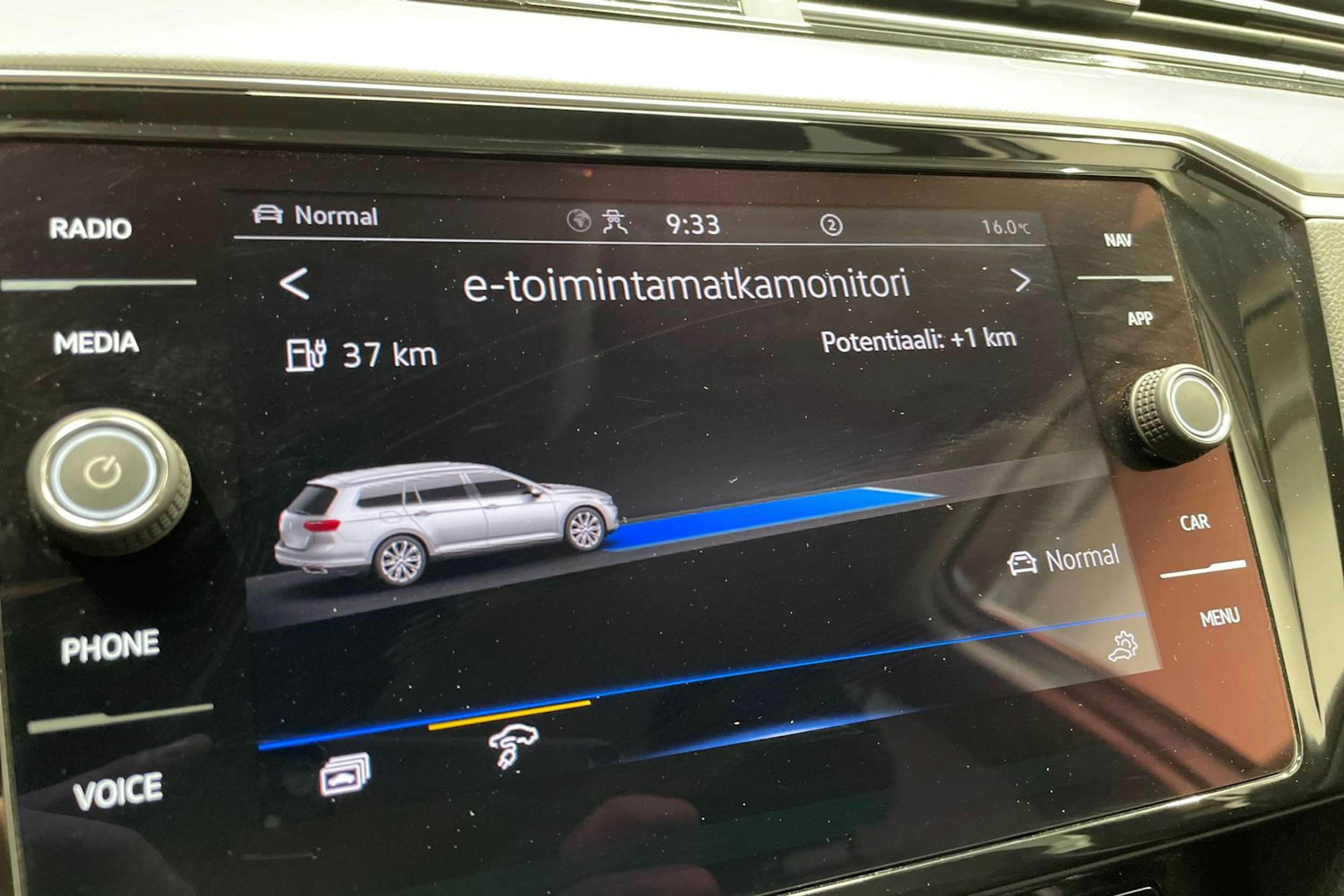 hopea Volkswagen Passat 2021 kuva 16.