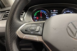 hopea Volkswagen Passat 2021 kuva 27.