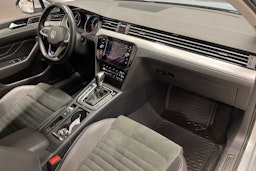 hopea Volkswagen Passat 2021 kuva 32.