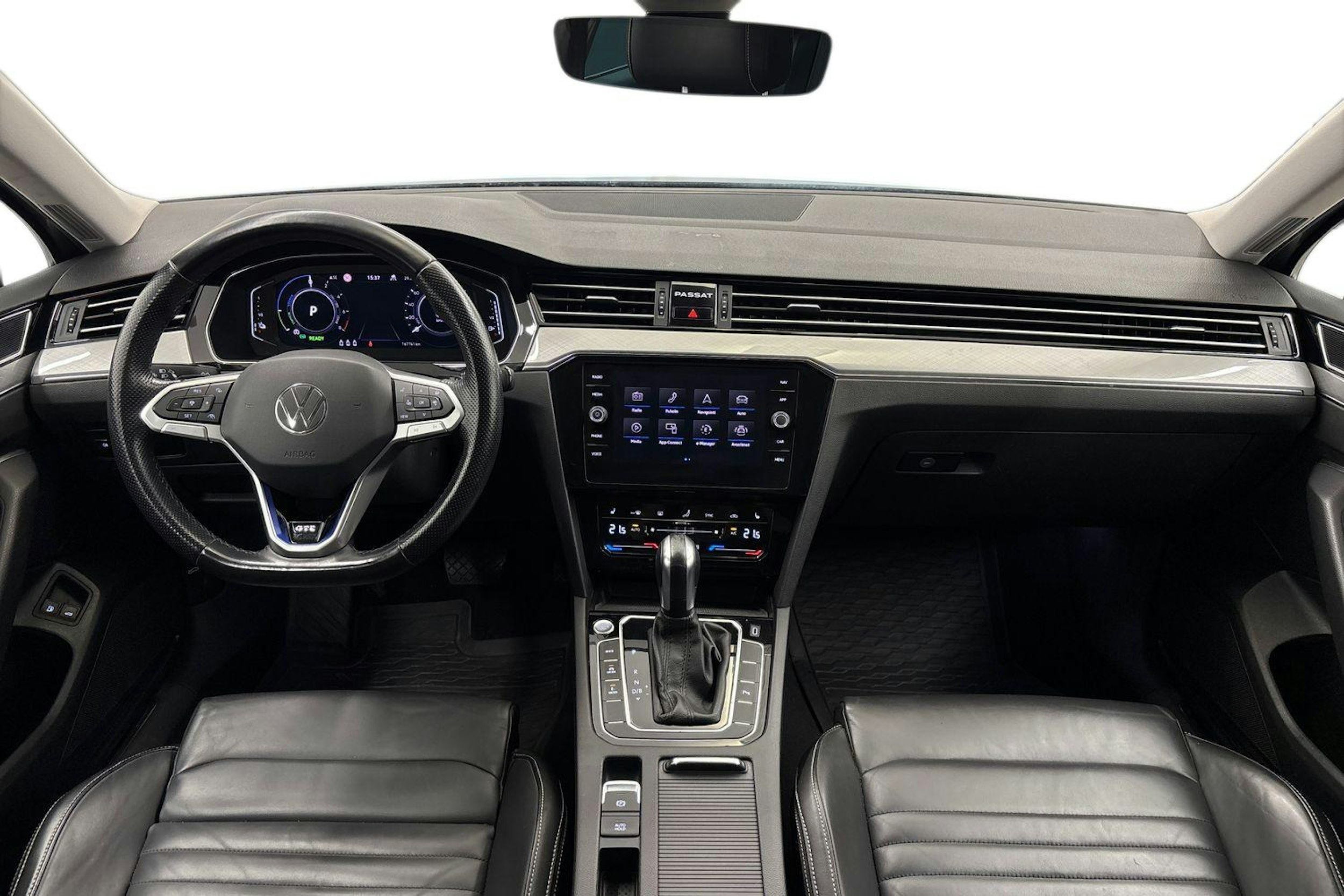 hopea Volkswagen Passat 2021 kuva 8.