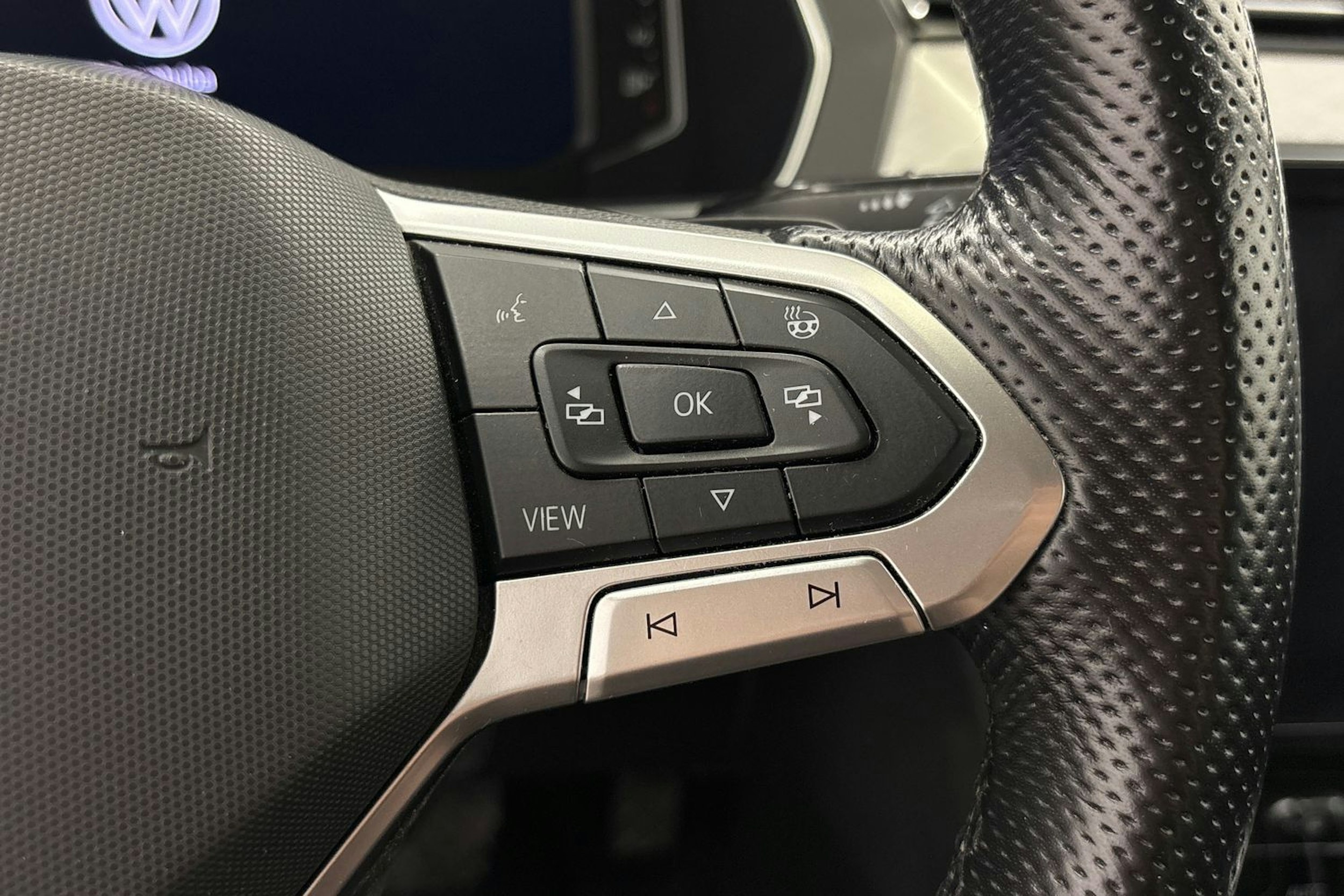 hopea Volkswagen Passat 2021 kuva 17.