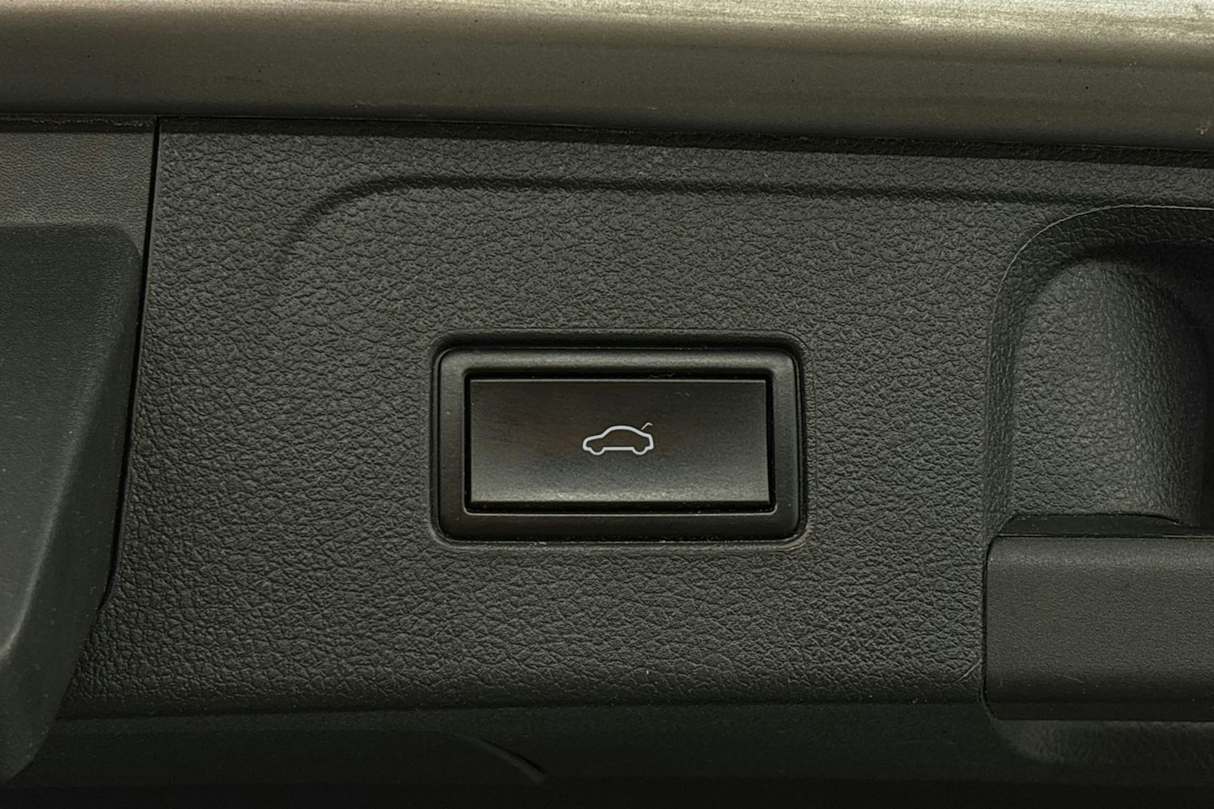 hopea Volkswagen Passat 2021 kuva 25.