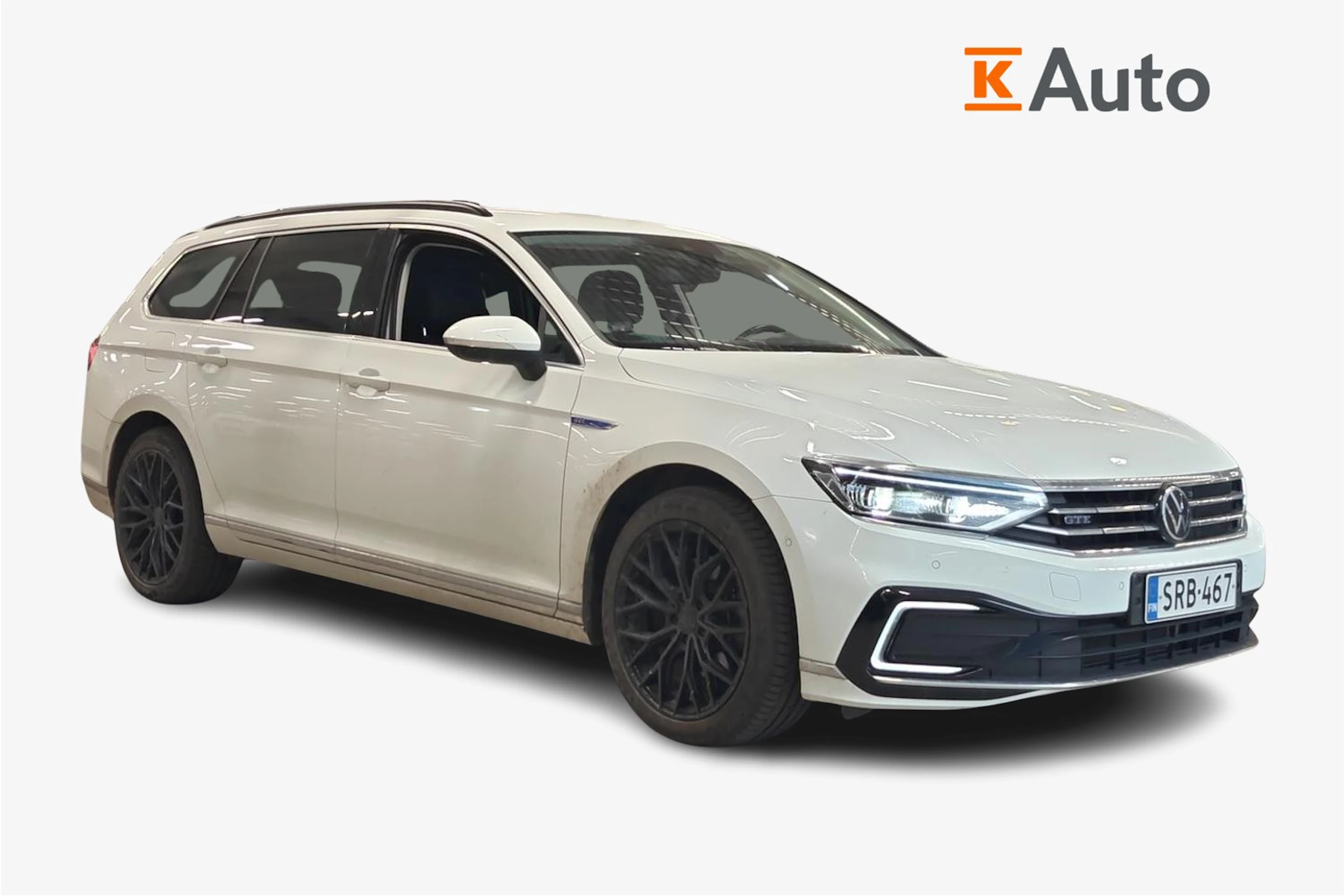 valkoinen Volkswagen Passat 2021 kuva 1.
