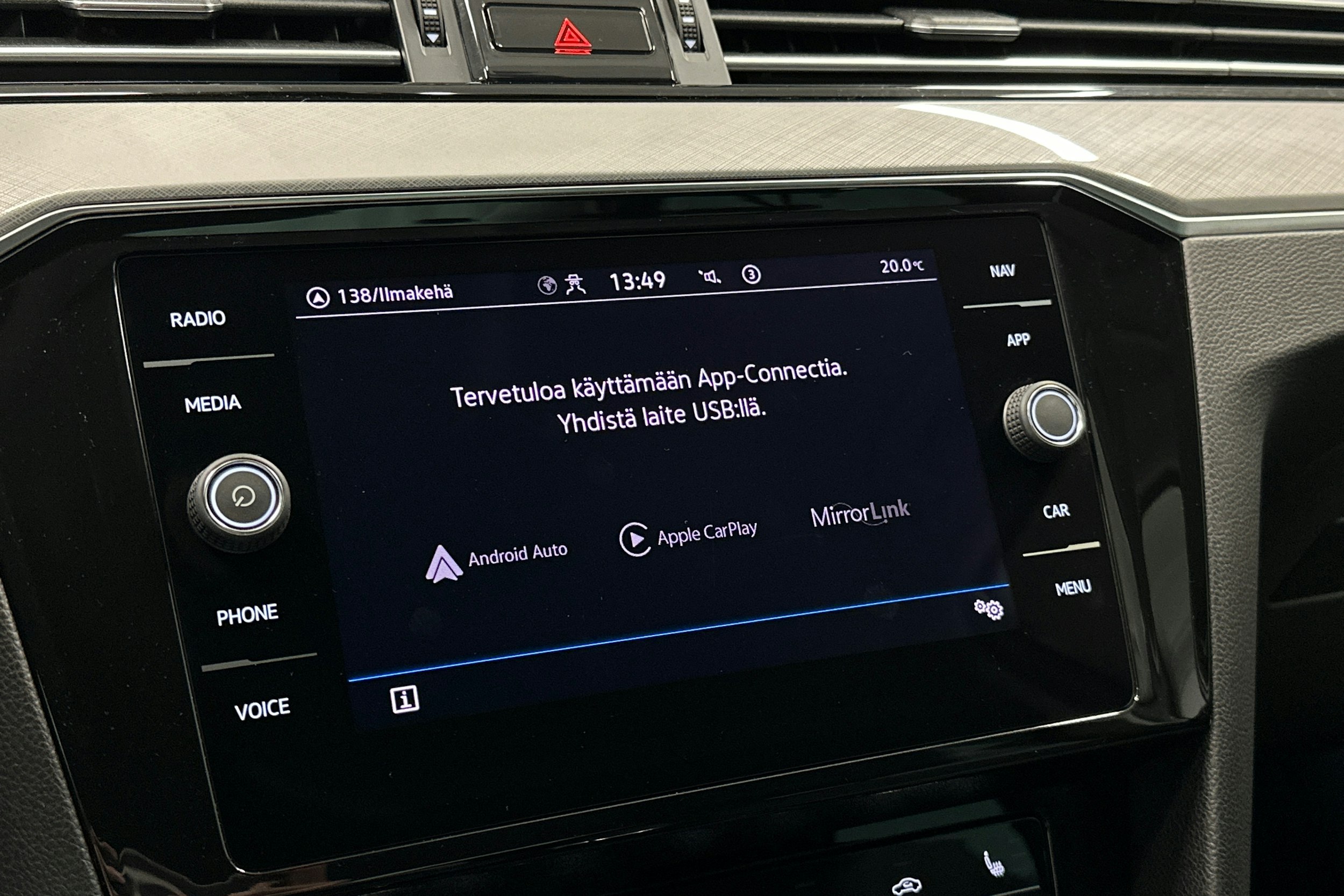 hopea Volkswagen Passat 2021 kuva 23.