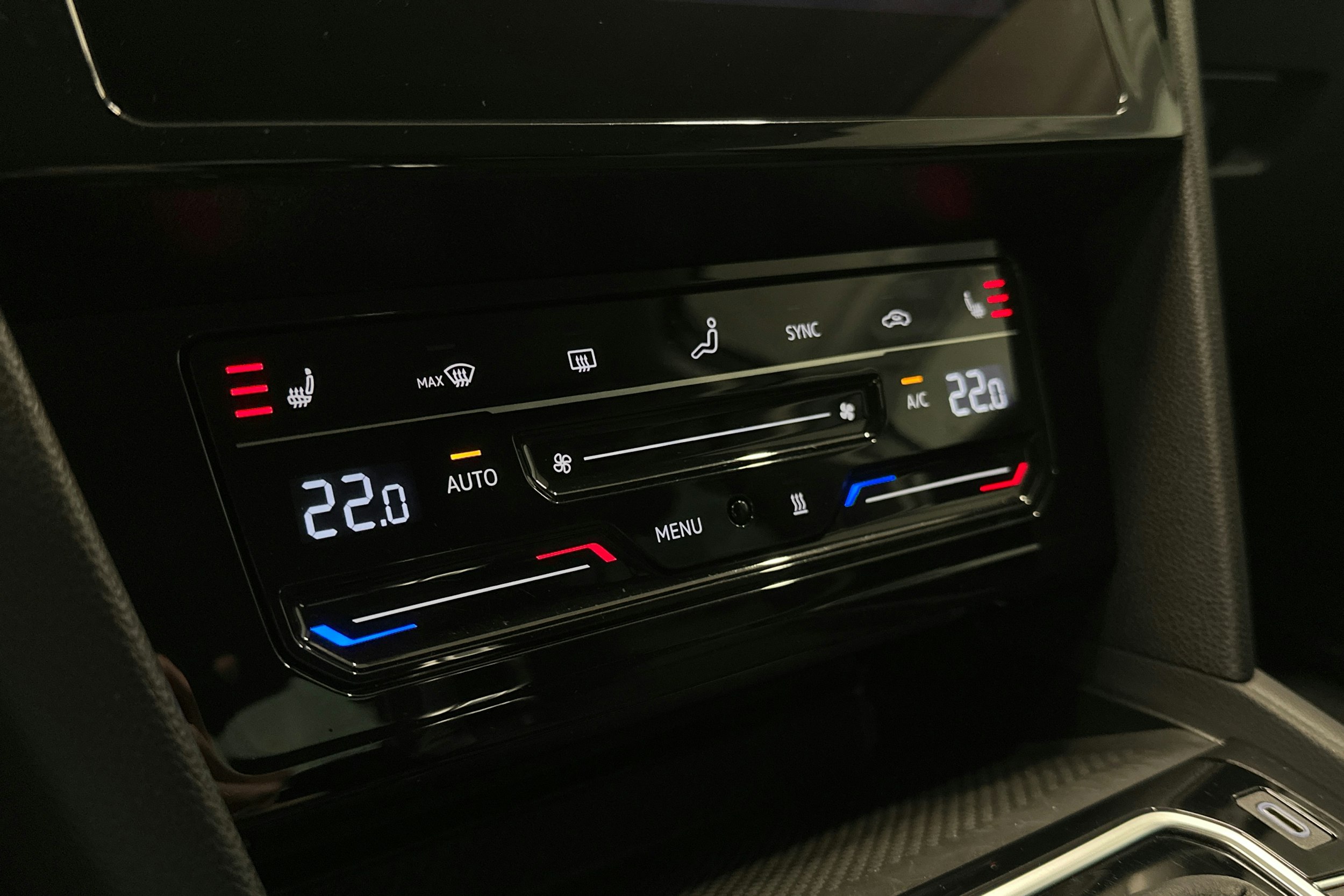 hopea Volkswagen Passat 2021 kuva 27.