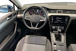 met. sininen Volkswagen Passat 2021 kuva 9.
