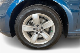 met. sininen Volkswagen Passat 2021 kuva 11.