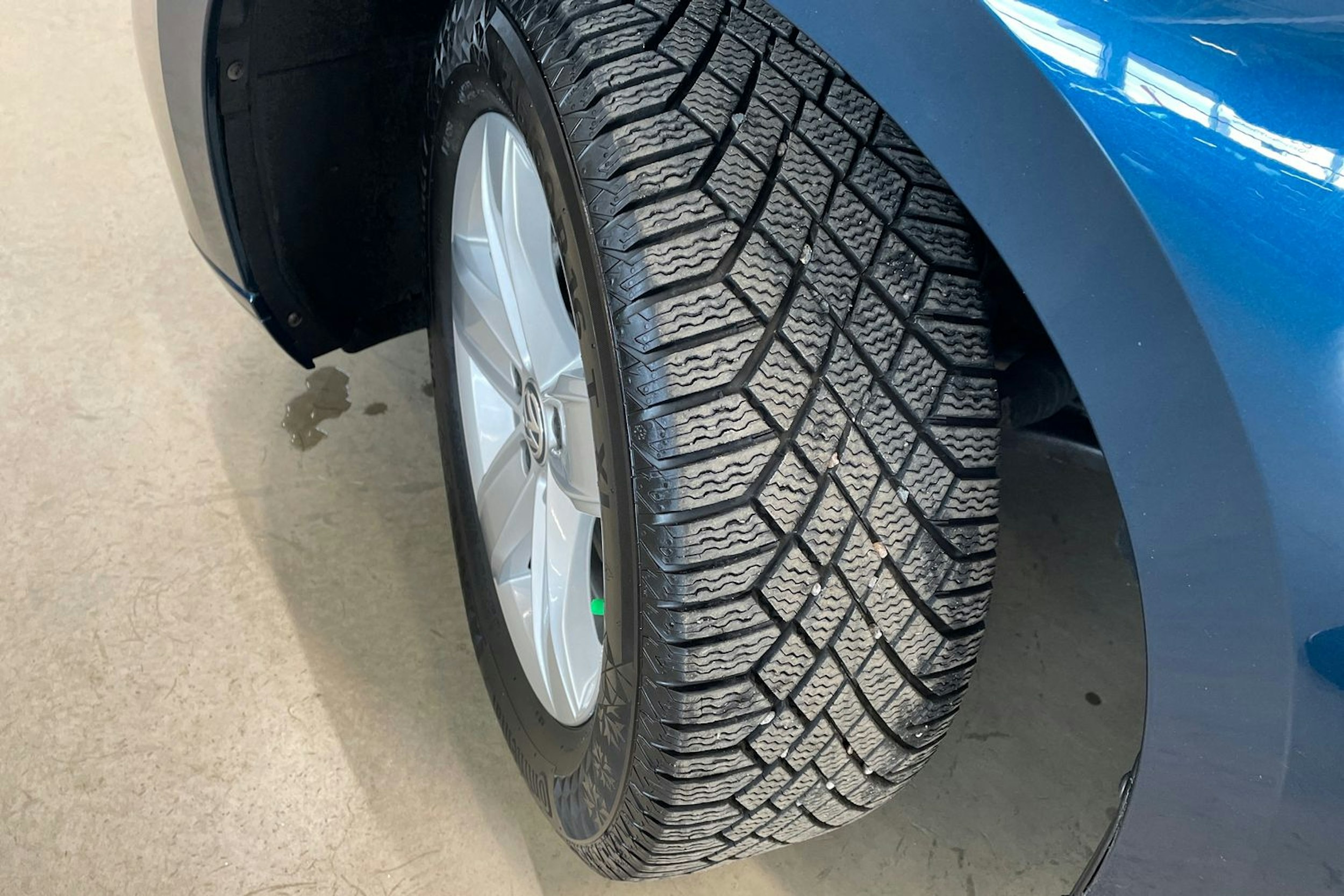 met. sininen Volkswagen Passat 2021 kuva 13.