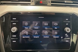 met. sininen Volkswagen Passat 2021 kuva 22.