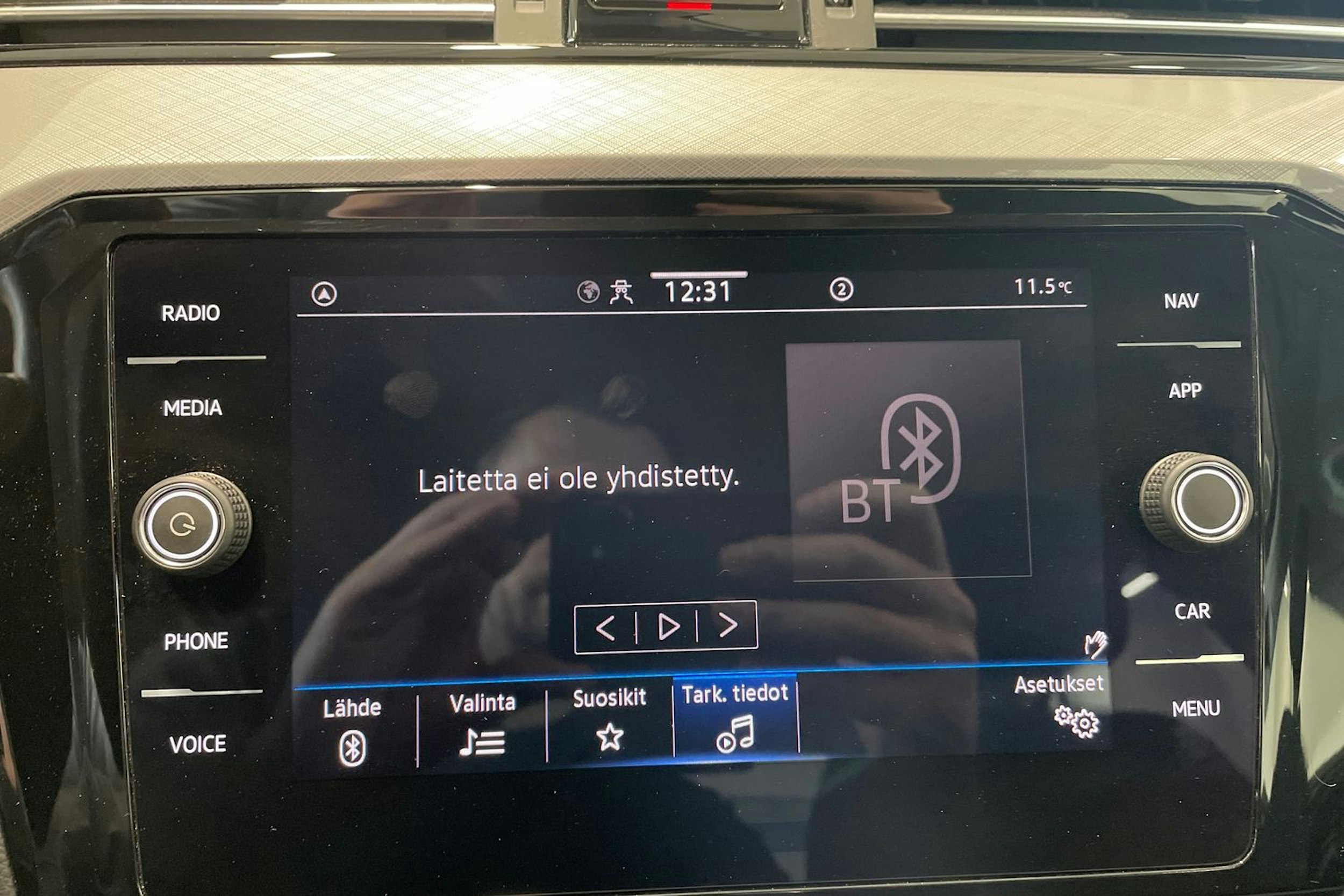 met. sininen Volkswagen Passat 2021 kuva 24.