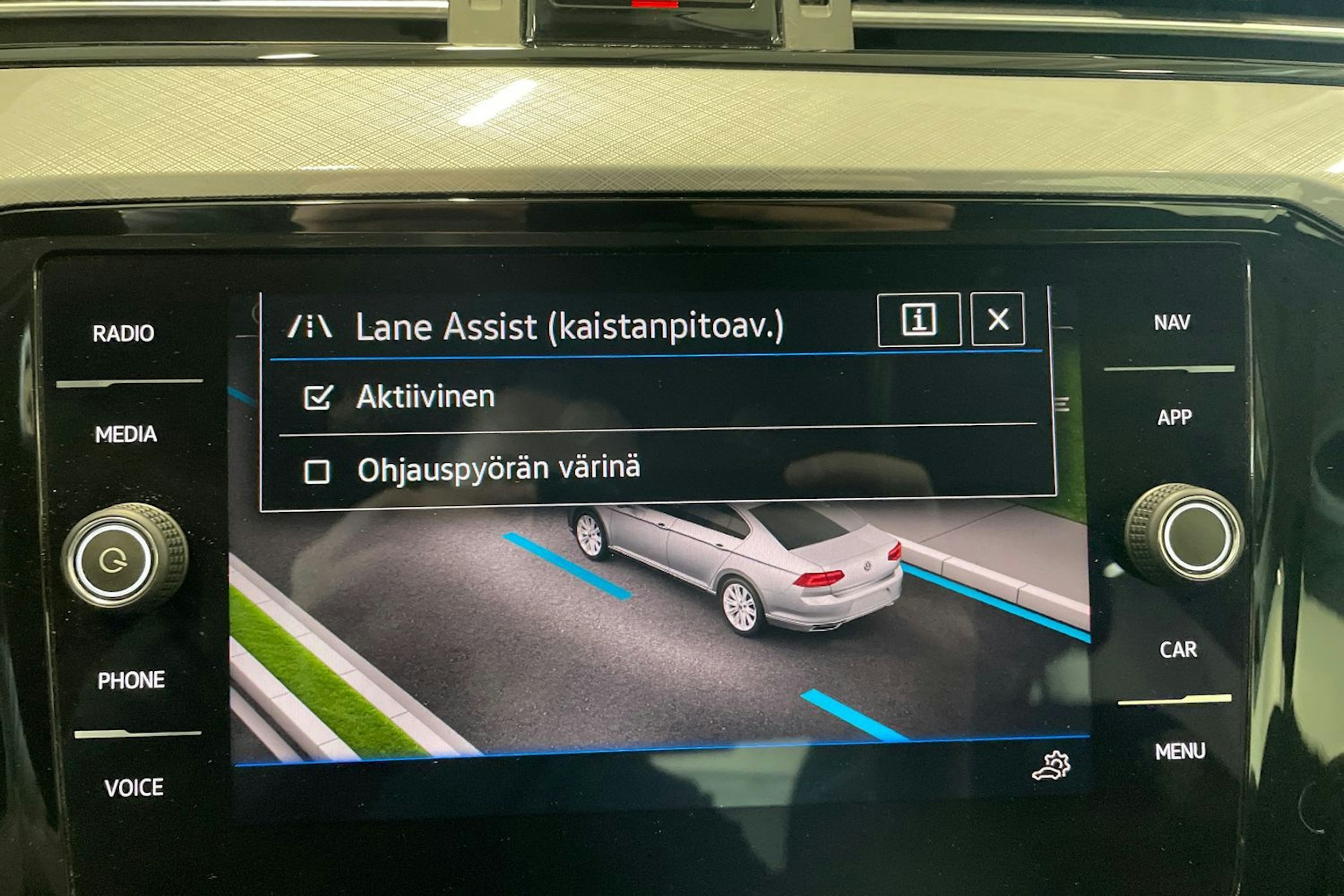met. sininen Volkswagen Passat 2021 kuva 29.