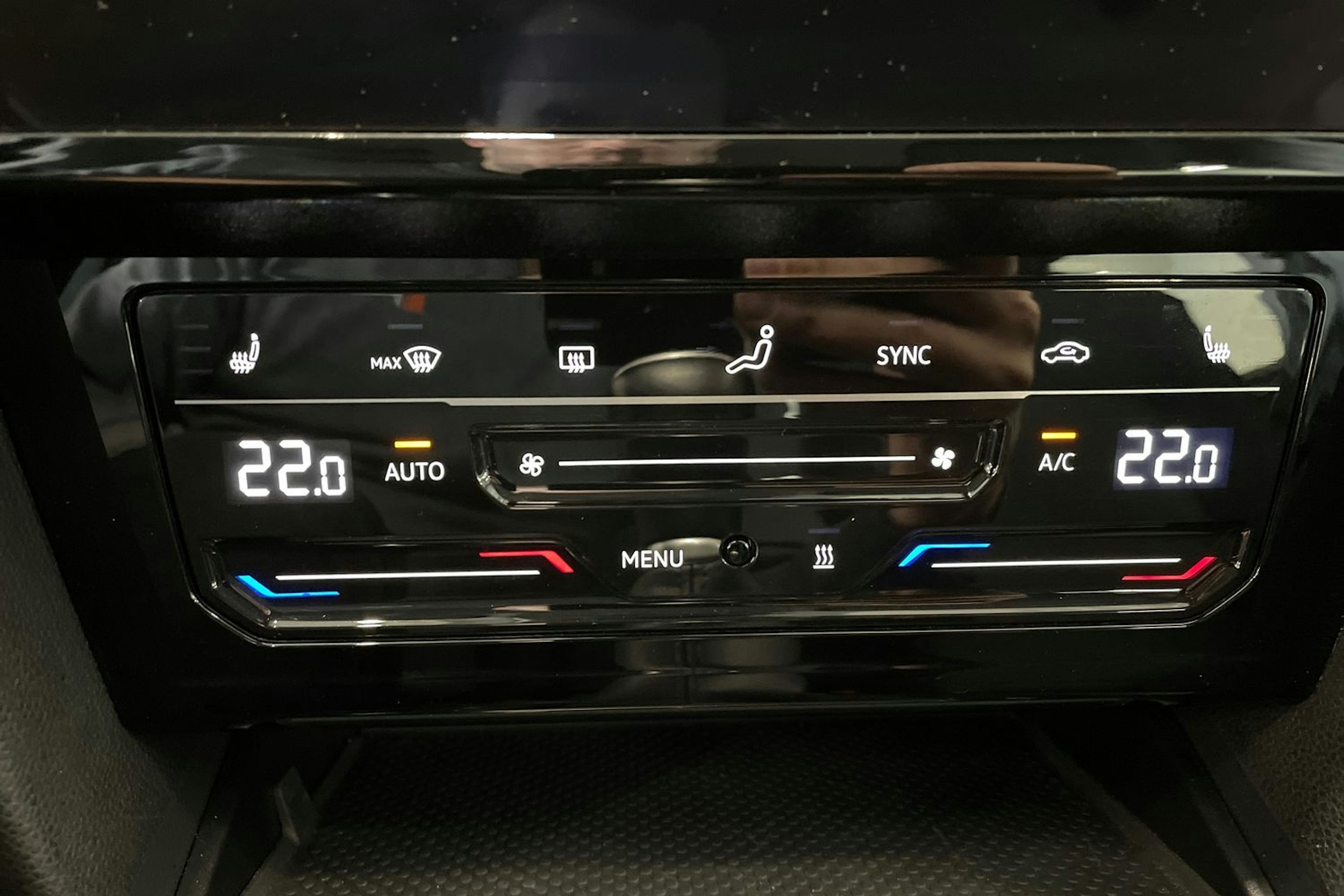 met. sininen Volkswagen Passat 2021 kuva 32.