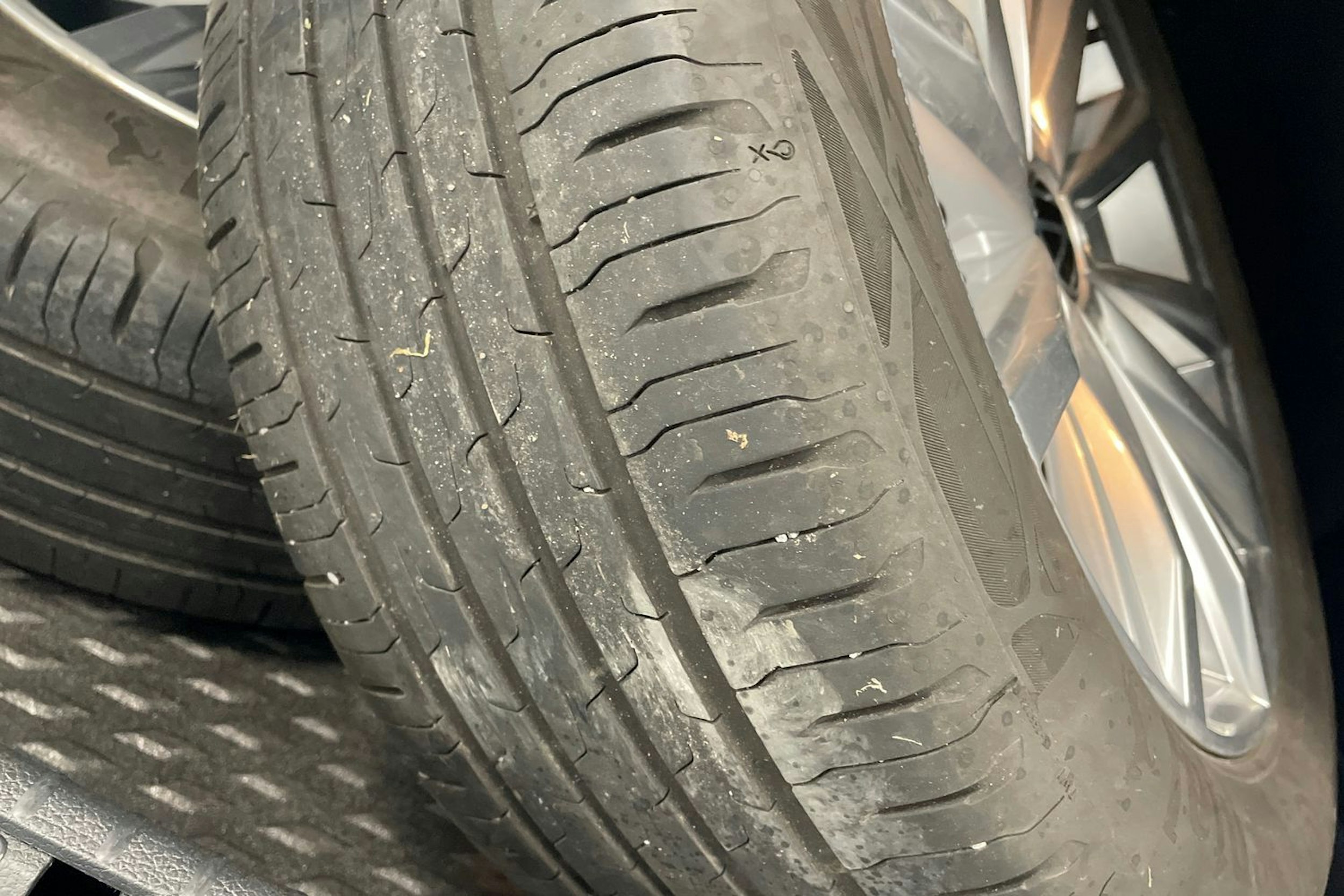 met. sininen Volkswagen Passat 2021 kuva 42.