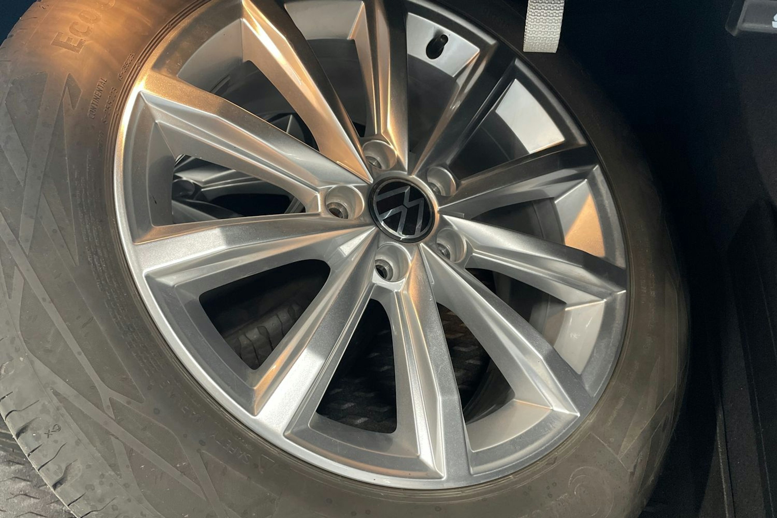 met. sininen Volkswagen Passat 2021 kuva 43.