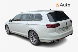 valkoinen Volkswagen Passat 2021 kuva 2.