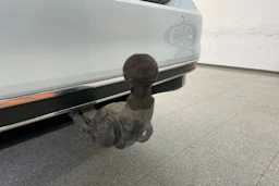 Valkoinen Volkswagen PASSAT 2021 kuva 28.