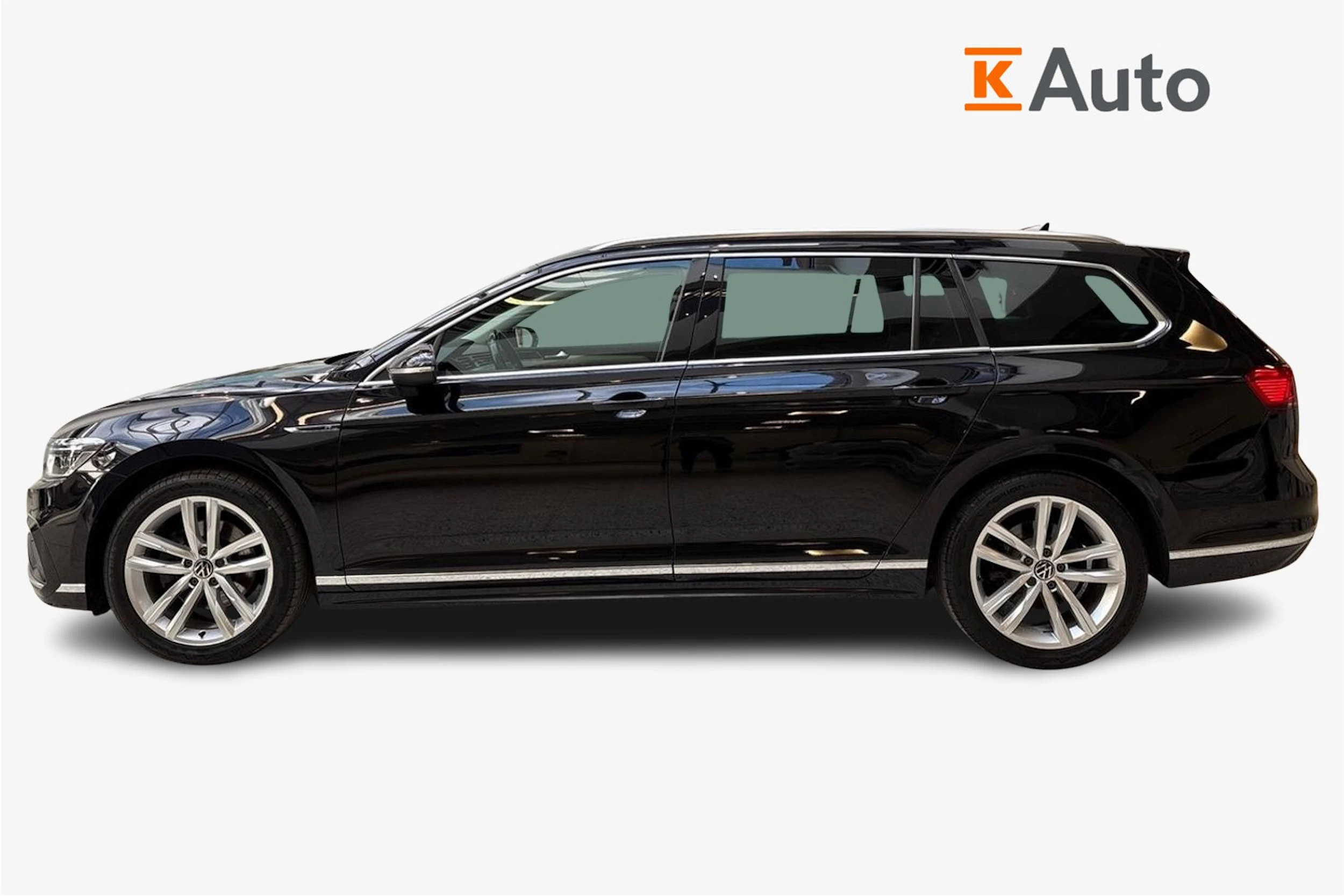 Musta Volkswagen PASSAT 2021 kuva 5.