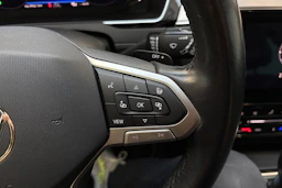 Musta Volkswagen PASSAT 2021 kuva 17.