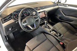 Valkoinen Volkswagen PASSAT 2021 kuva 7.