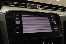 harmaa Volkswagen Passat 2021 kuva 17.