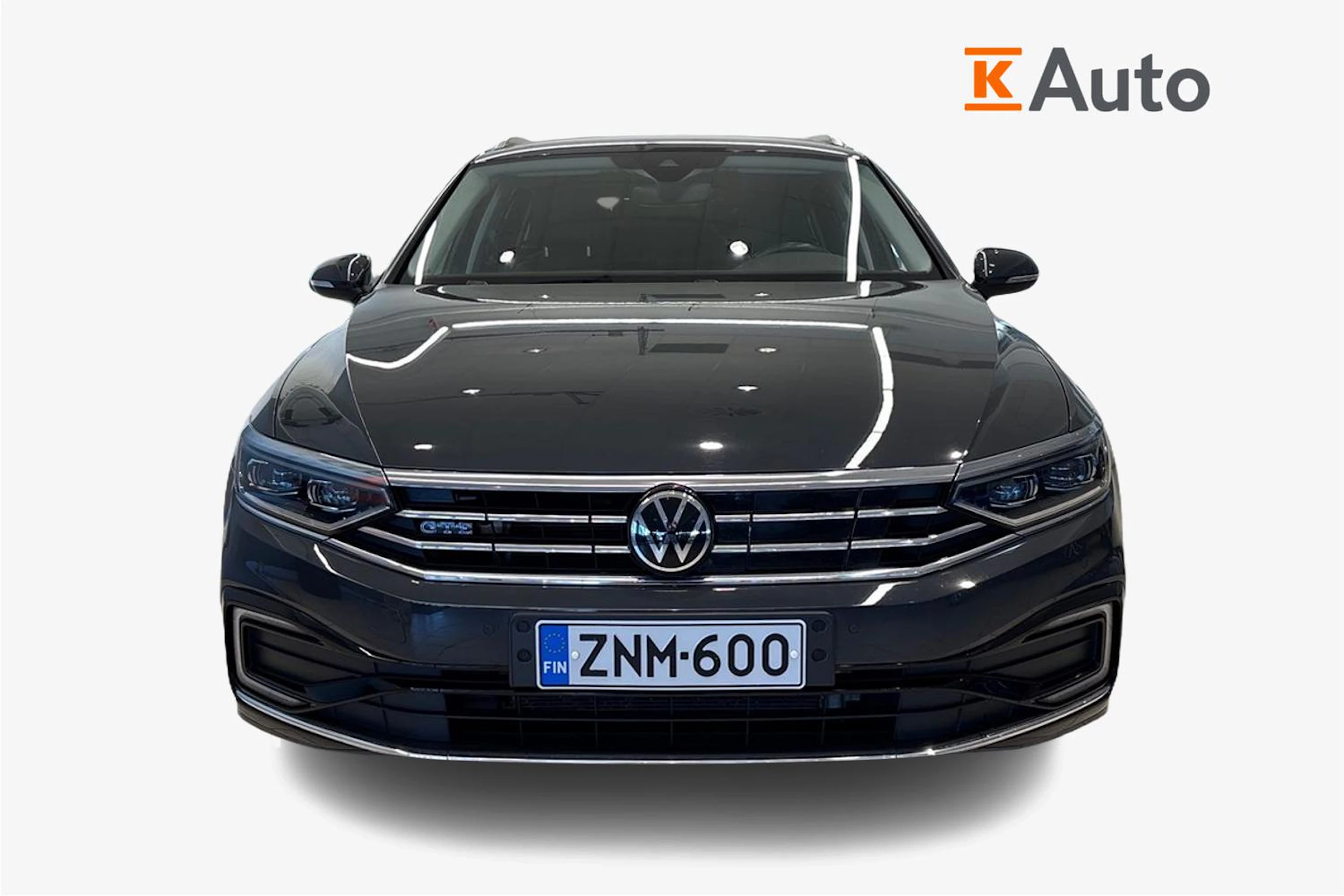 harmaa Volkswagen Passat 2021 kuva 5.