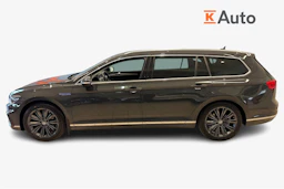 harmaa Volkswagen Passat 2021 kuva 7.