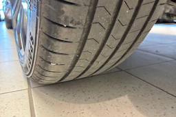 harmaa Volkswagen Passat 2021 kuva 13.