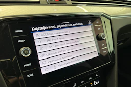 harmaa Volkswagen Passat 2021 kuva 34.