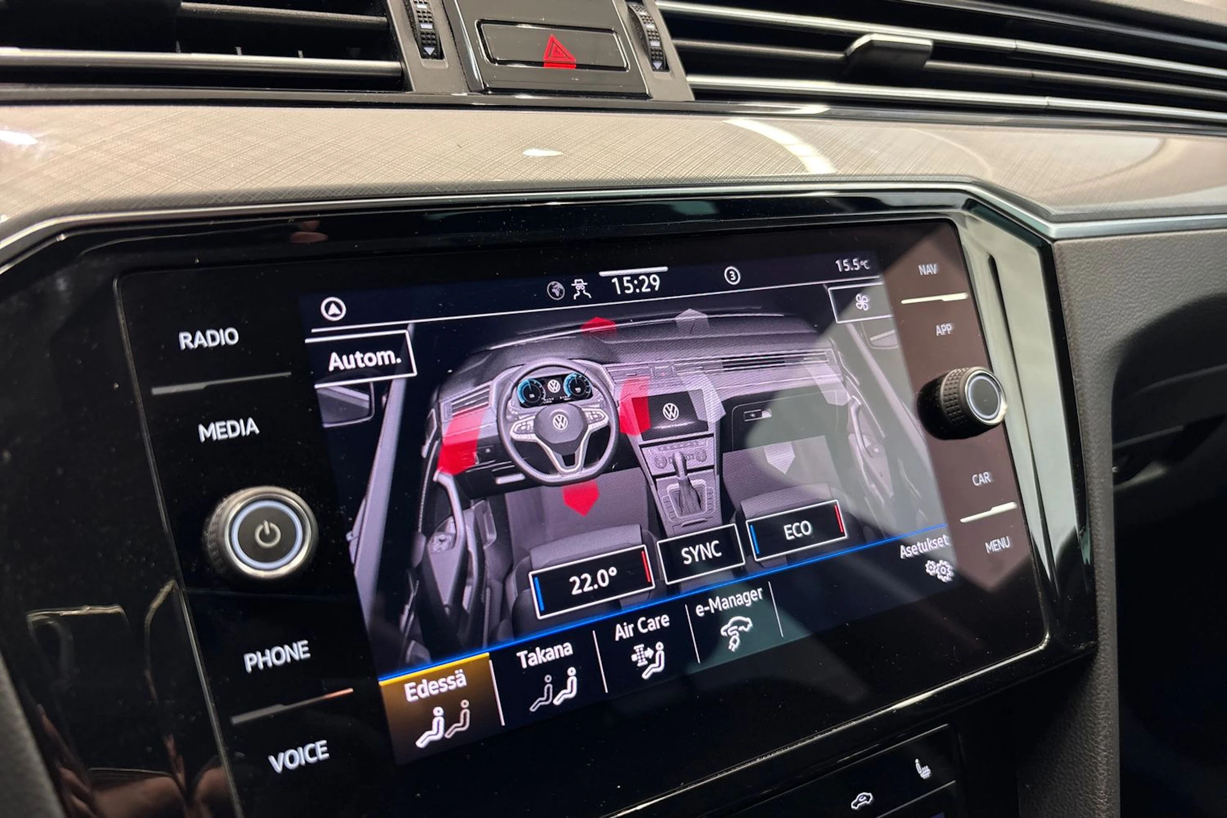 harmaa Volkswagen Passat 2021 kuva 35.