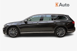 harmaa Volkswagen Passat 2021 kuva 6.