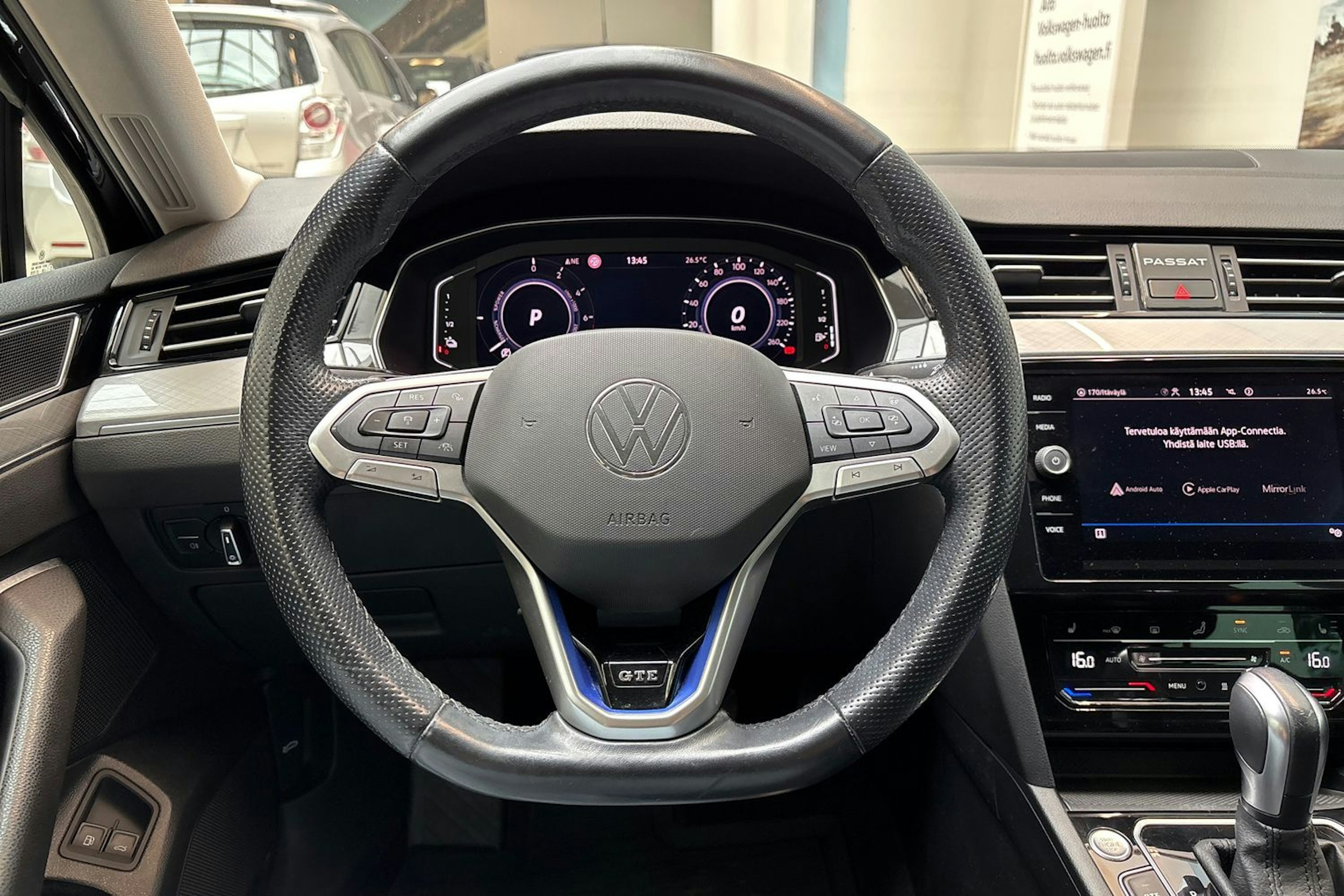 harmaa Volkswagen Passat 2021 kuva 22.