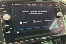 harmaa Volkswagen Passat 2021 kuva 26.