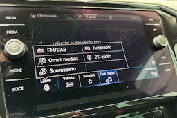 harmaa Volkswagen Passat 2021 kuva 27.