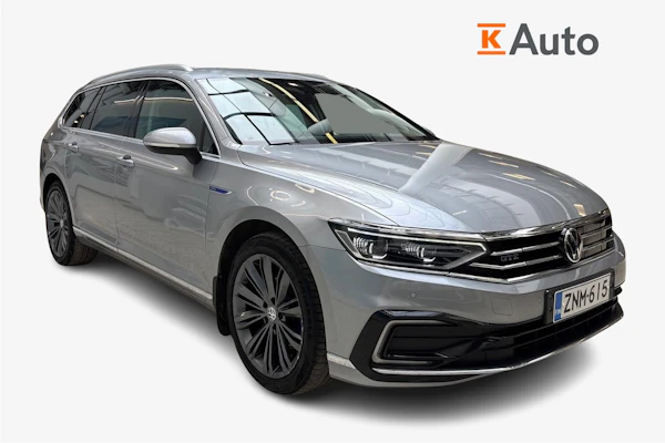 Volkswagen Passat Variant GTE Premium Plug-In Hybrid 160 kW DSG-automaatti