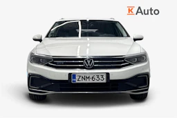 valkoinen Volkswagen Passat 2021 kuva 4.