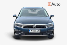 sininen Volkswagen Passat 2021 kuva 5.