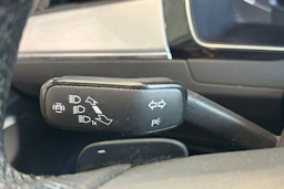 sininen Volkswagen Passat 2021 kuva 28.