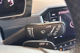 sininen Volkswagen Passat 2021 kuva 29.