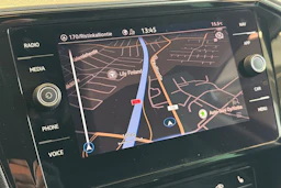 sininen Volkswagen Passat 2021 kuva 31.