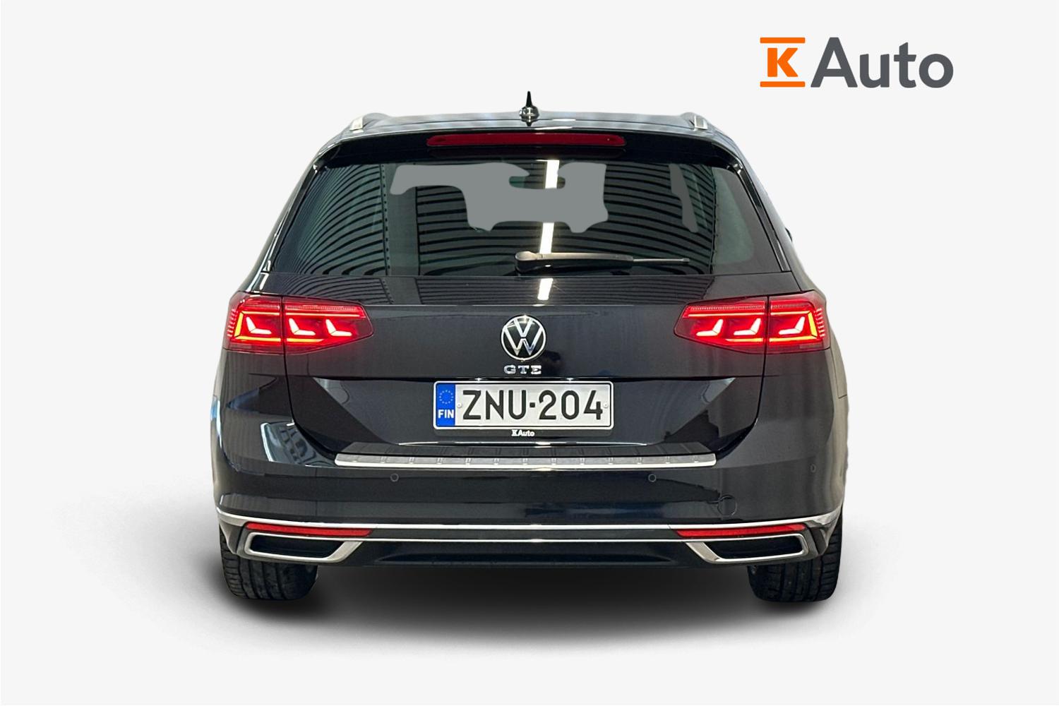 Volkswagen Passat 2021, photo 3/32