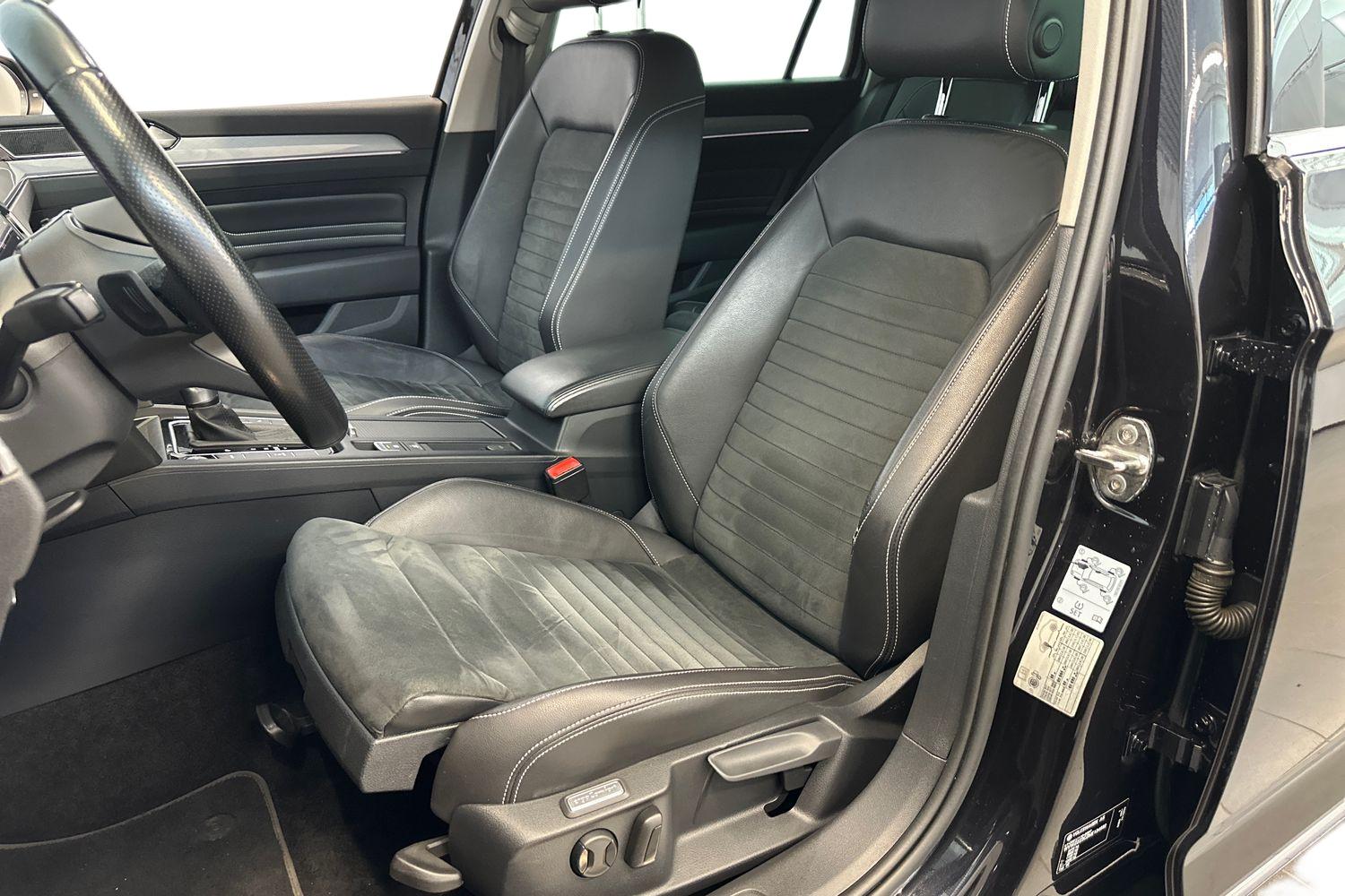 Volkswagen Passat 2021, photo 7/32