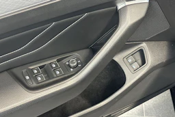 musta Volkswagen Passat 2021 kuva 15.