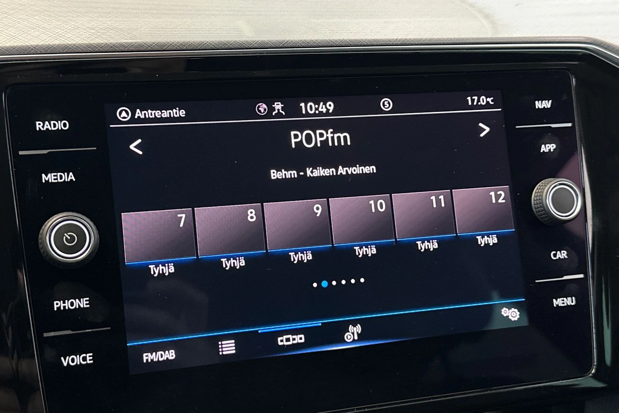 musta Volkswagen Passat 2021 kuva 23.