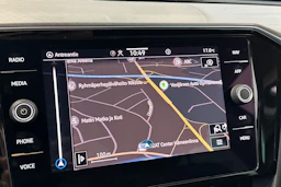 musta Volkswagen Passat 2021 kuva 25.