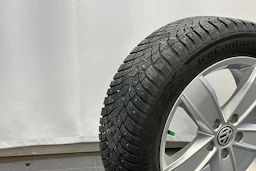 musta Volkswagen Passat 2021 kuva 31.
