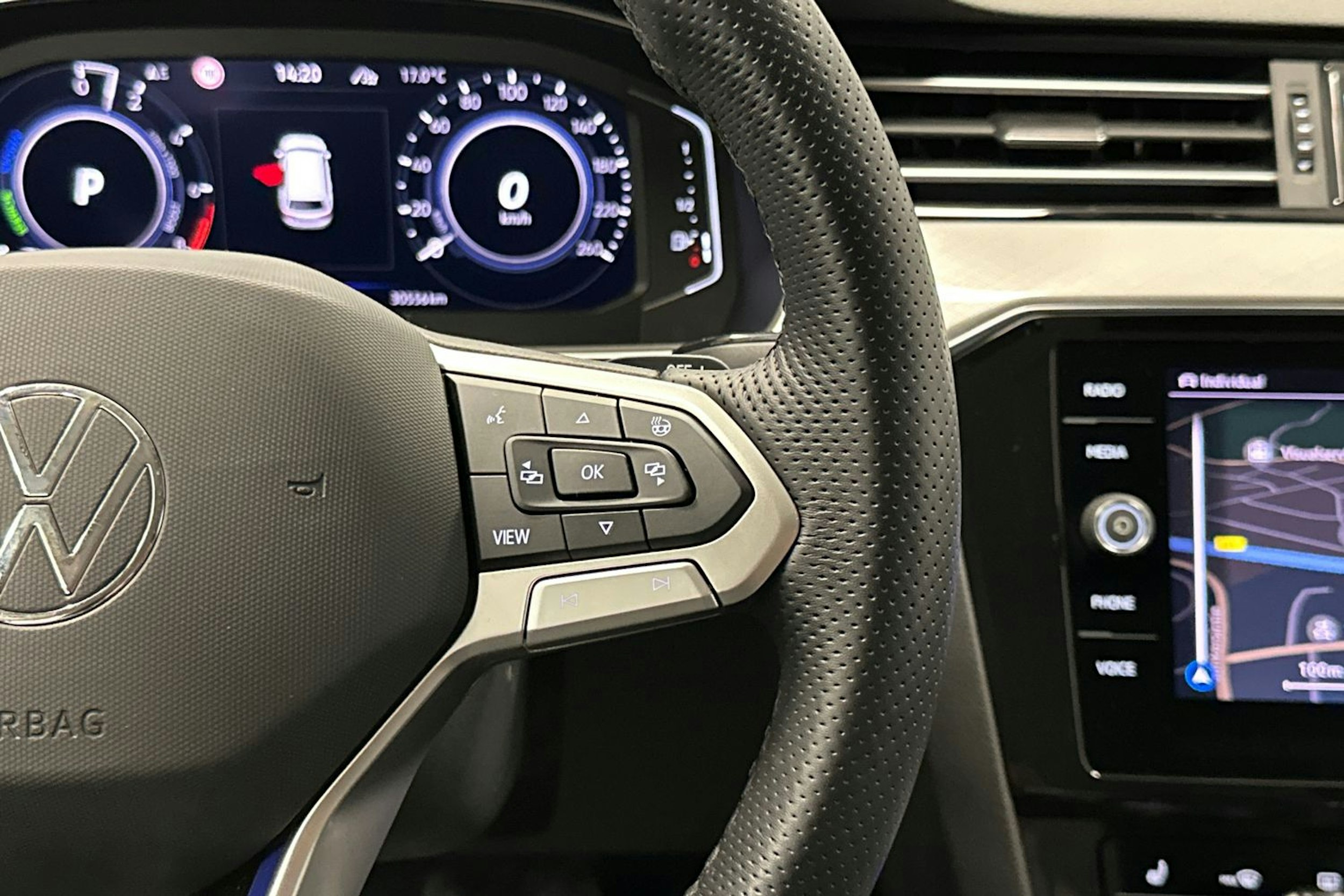 hopea Volkswagen Passat 2022 kuva 14.